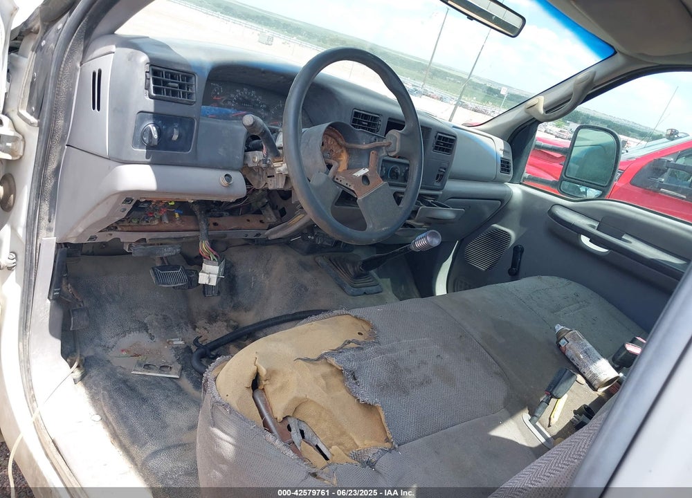 2000 FORD F-350 LARIAT/XL/XLT VIN: 1FDWF36F2YEA34909