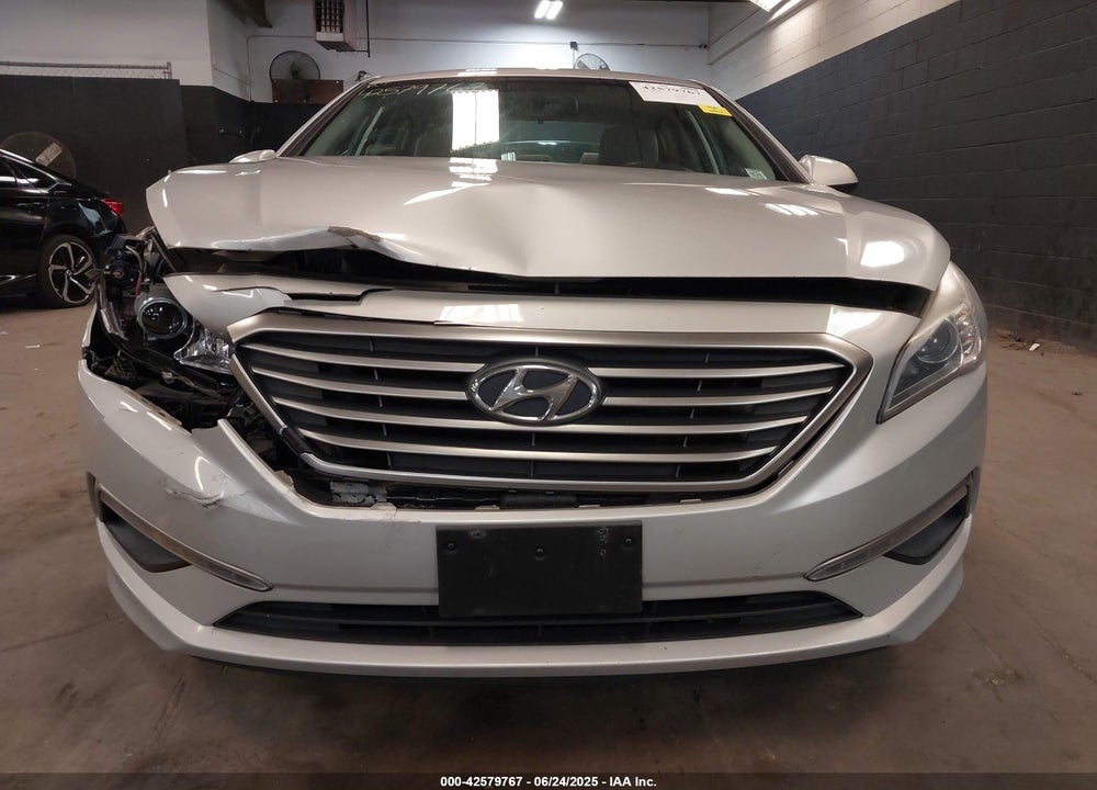 2015 HYUNDAI SONATA VIN: 5NPE24AF2FH178885