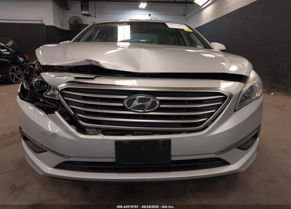 2015 HYUNDAI SONATA VIN: 5NPE24AF2FH178885