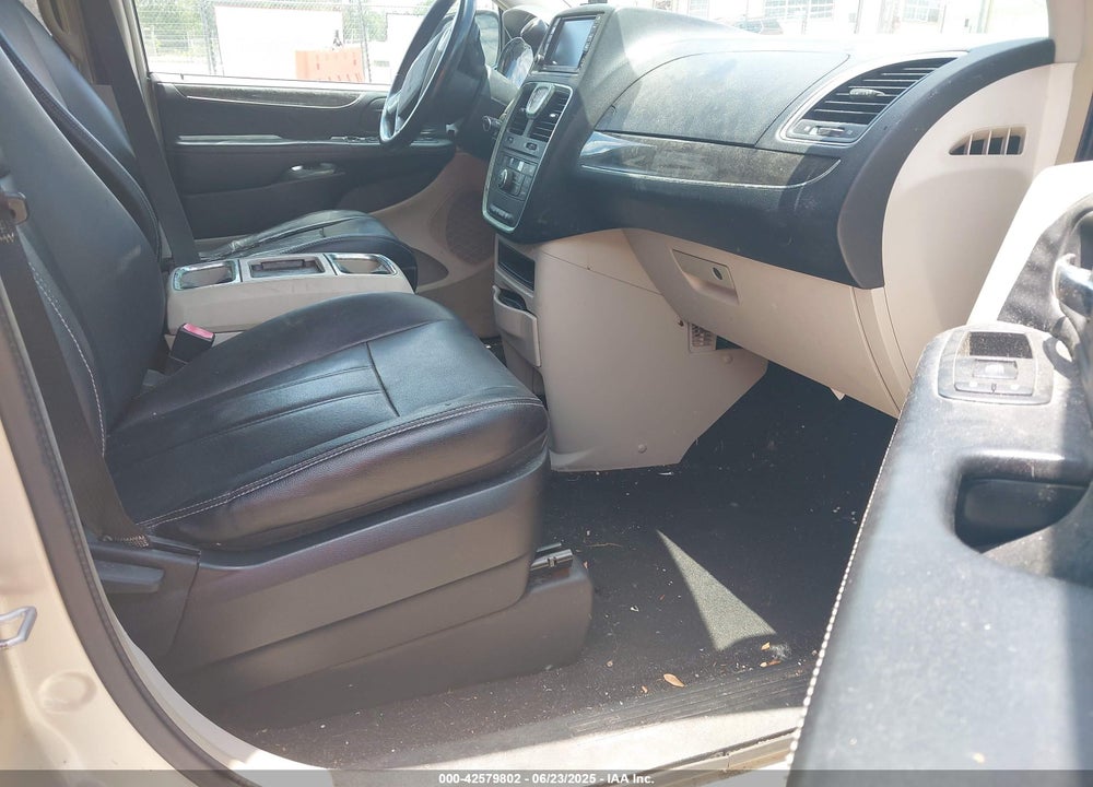 2013 CHRYSLER TOWN & COUNTRY TOURING VIN: 2C4RC1BGXDR706855