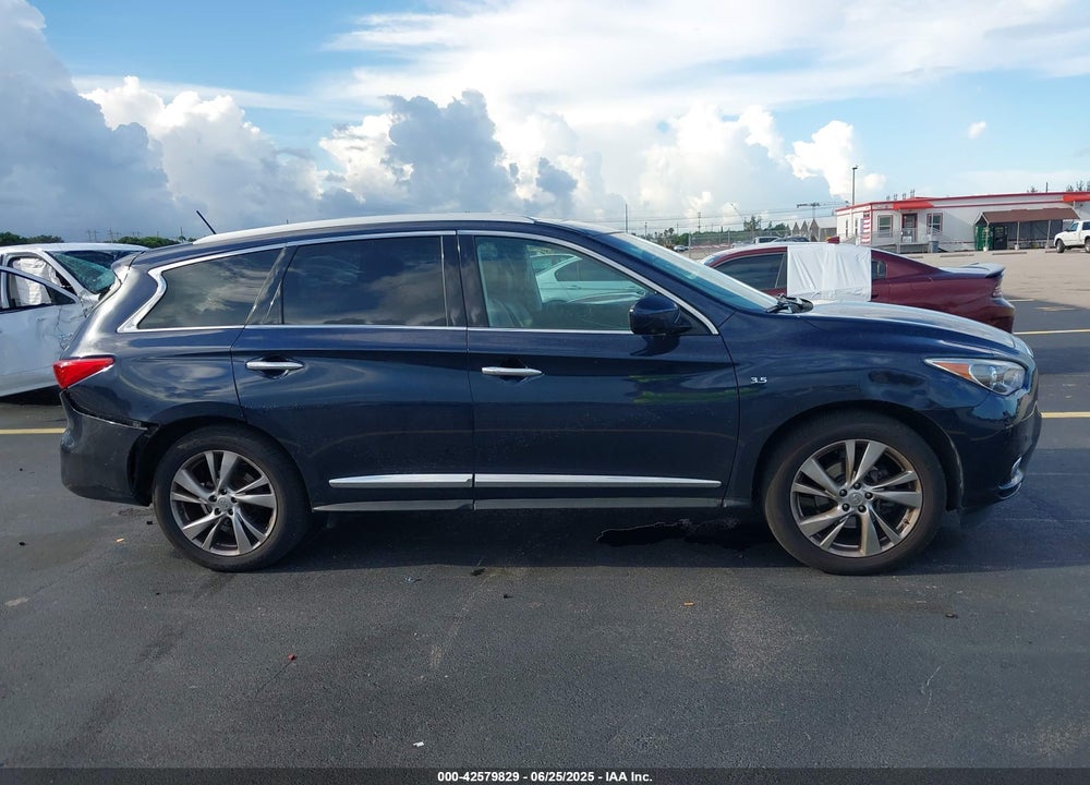 2015 INFINITI QX60 VIN: 5N1AL0MN8FC528325