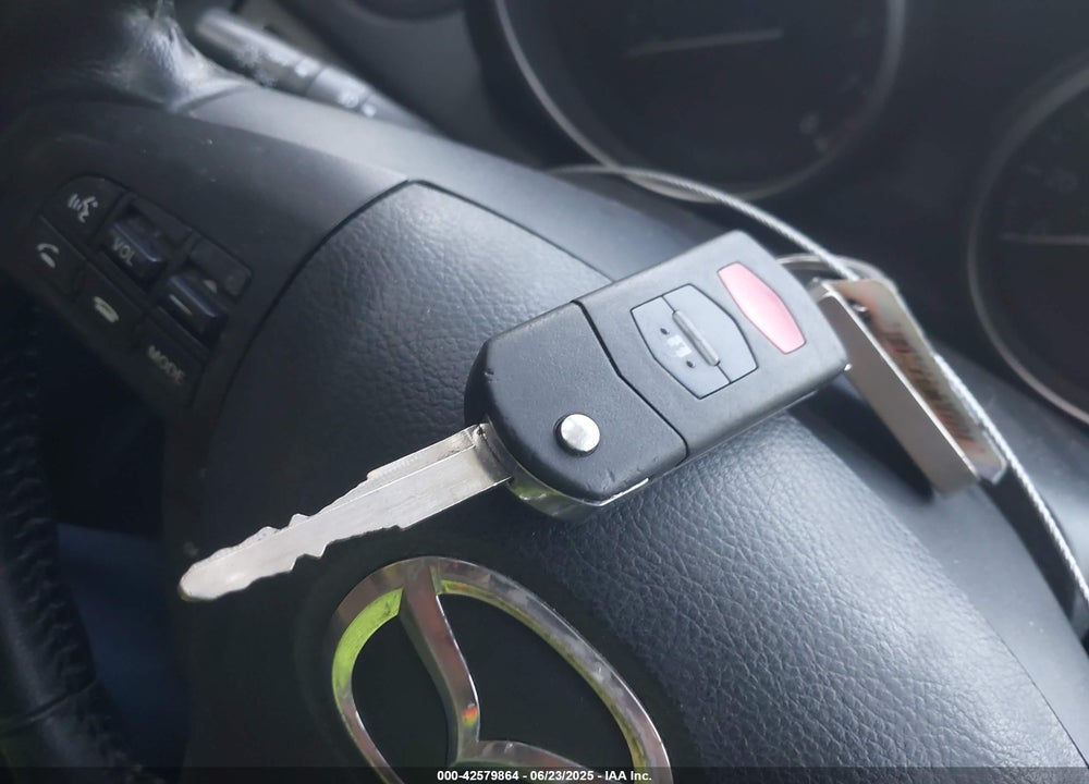 2012 MAZDA MAZDA3 VIN: JM1BL1L82C1615882