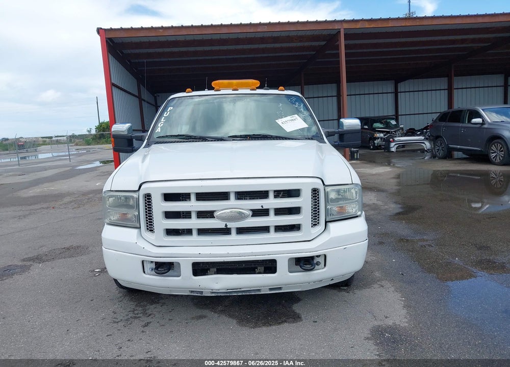 2006 FORD F-350 CHASSIS XL/XLT VIN: 1FDWF365X6ED01654