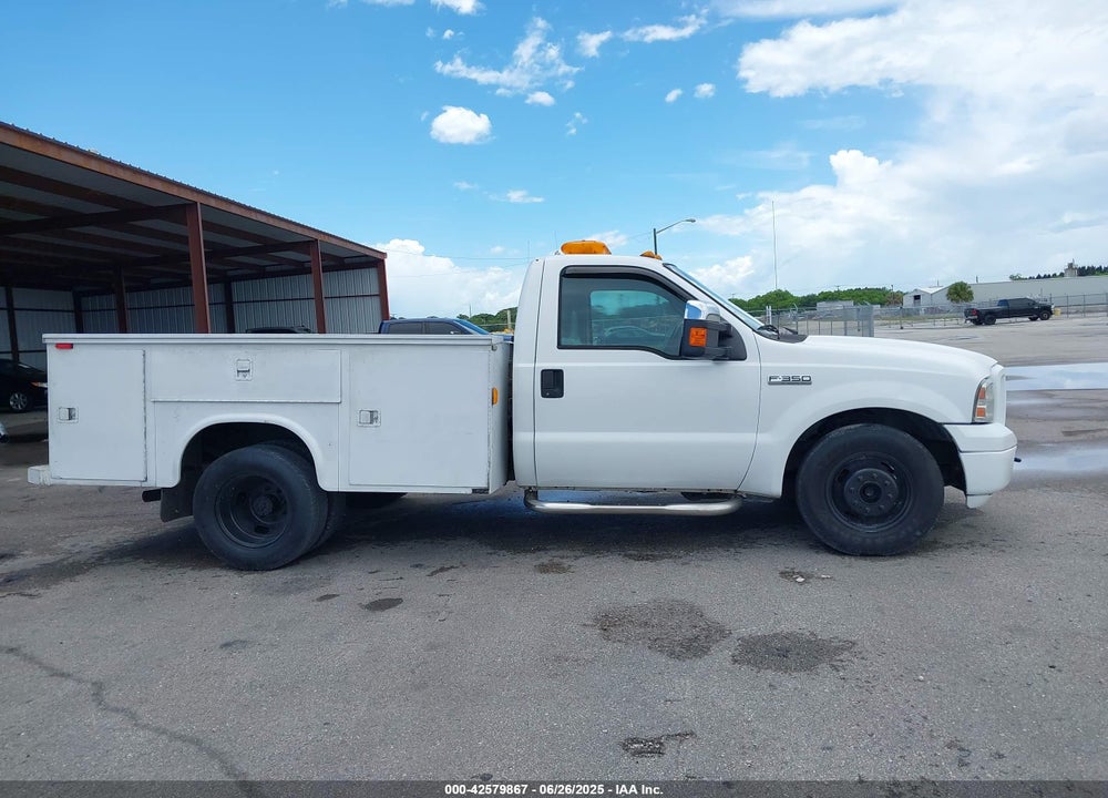2006 FORD F-350 CHASSIS XL/XLT VIN: 1FDWF365X6ED01654