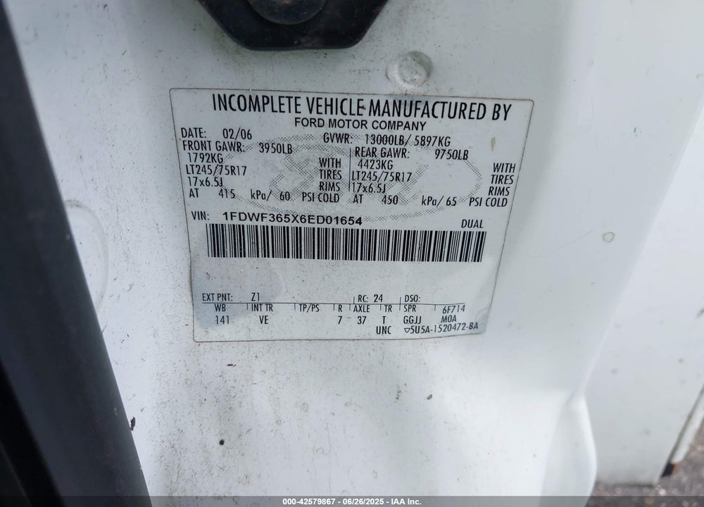 2006 FORD F-350 CHASSIS XL/XLT VIN: 1FDWF365X6ED01654