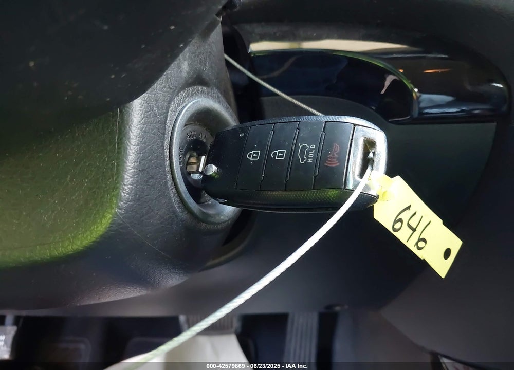 2014 KIA SORENTO LX VIN: 5XYKT4A65EG464543