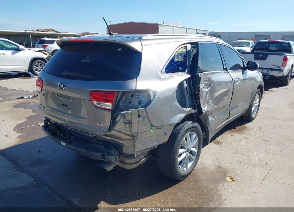 2017 KIA SORENTO VIN: 5XYPG4A34HG209130