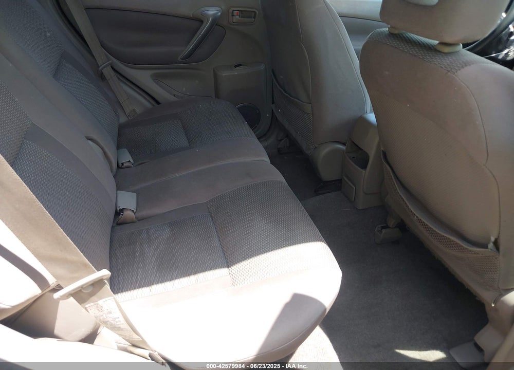 2004 TOYOTA RAV4 VIN: JTEGD20V540037346