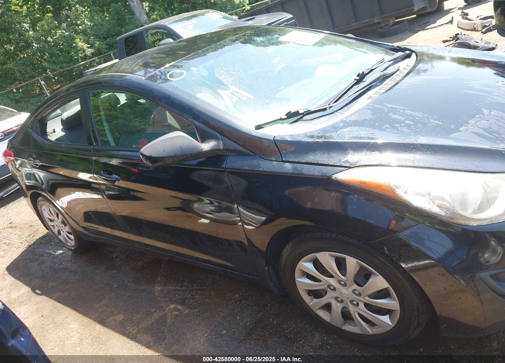 2013 HYUNDAI ELANTRA VIN: 5NPDH4AE4DH155848