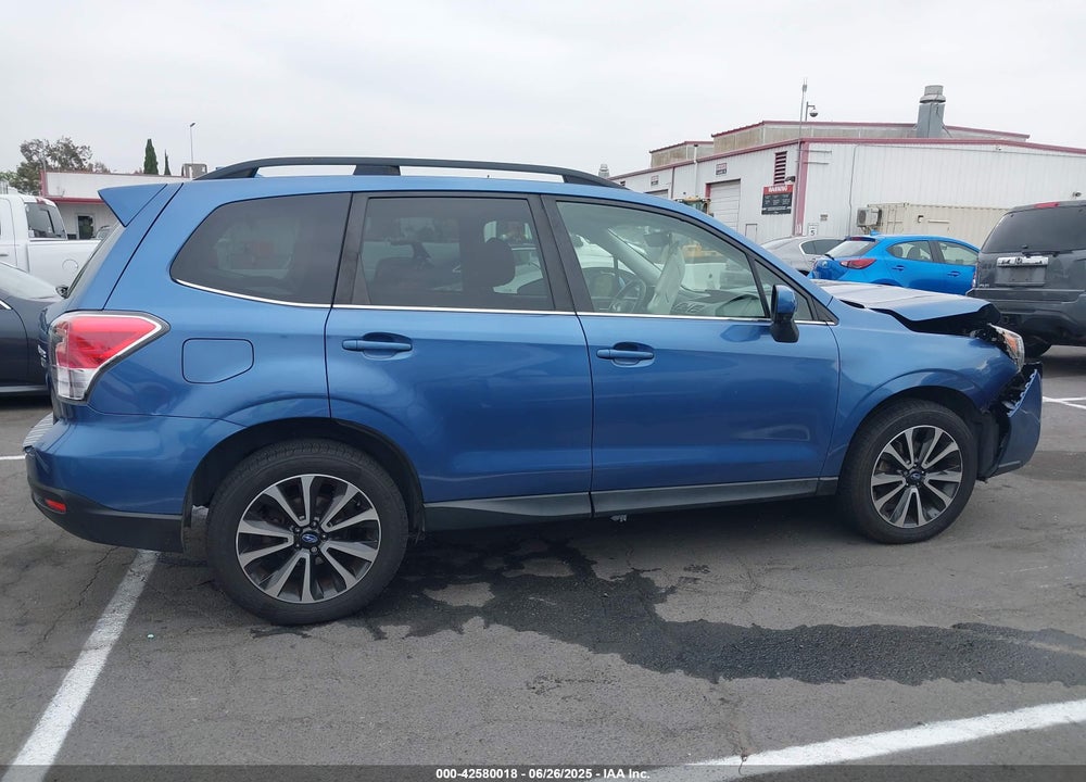 2018 SUBARU FORESTER VIN: JF2SJGEC2JH432160
