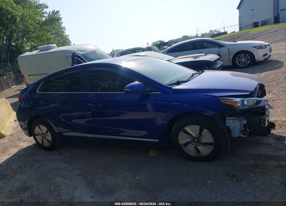 2021 HYUNDAI IONIQ HYBRID VIN: KMHC75LC9MU251444