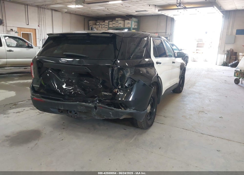 2022 FORD POLICE INTERCEPTOR SEDAN VIN: 1FM5K8AW4NNA04575