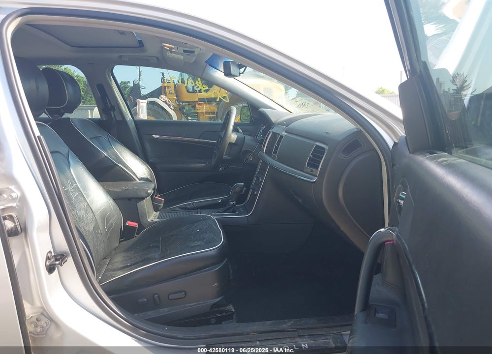 2012 LINCOLN MKZ VIN: 3LNHL2GC5CR817924