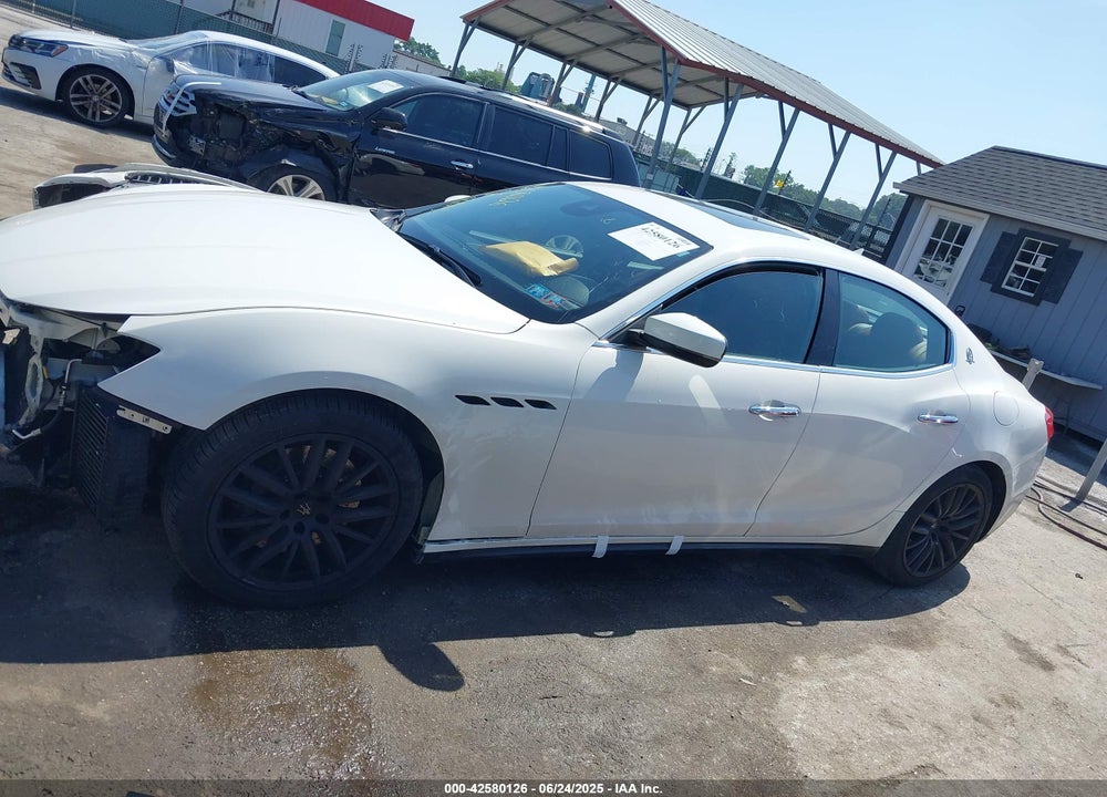 2017 MASERATI GHIBLI VIN: ZAM57RTA9H1256763