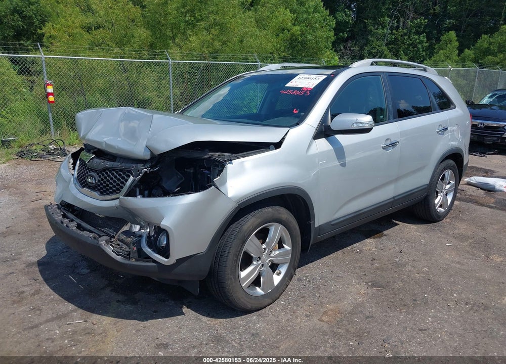 2013 KIA SORENTO VIN: 5XYKU4A29DG359559