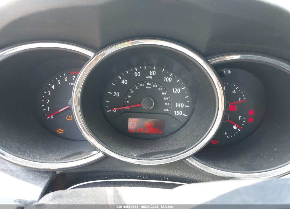 2013 KIA SORENTO VIN: 5XYKU4A29DG359559