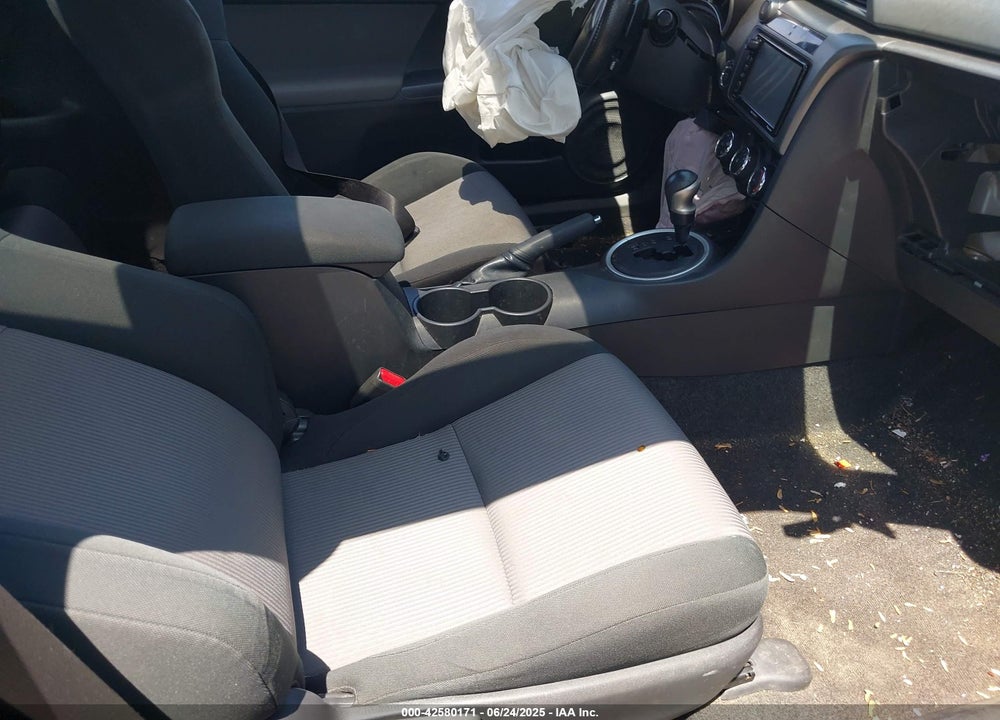 2016 SCION TC VIN: JTKJF5C73GJ022340