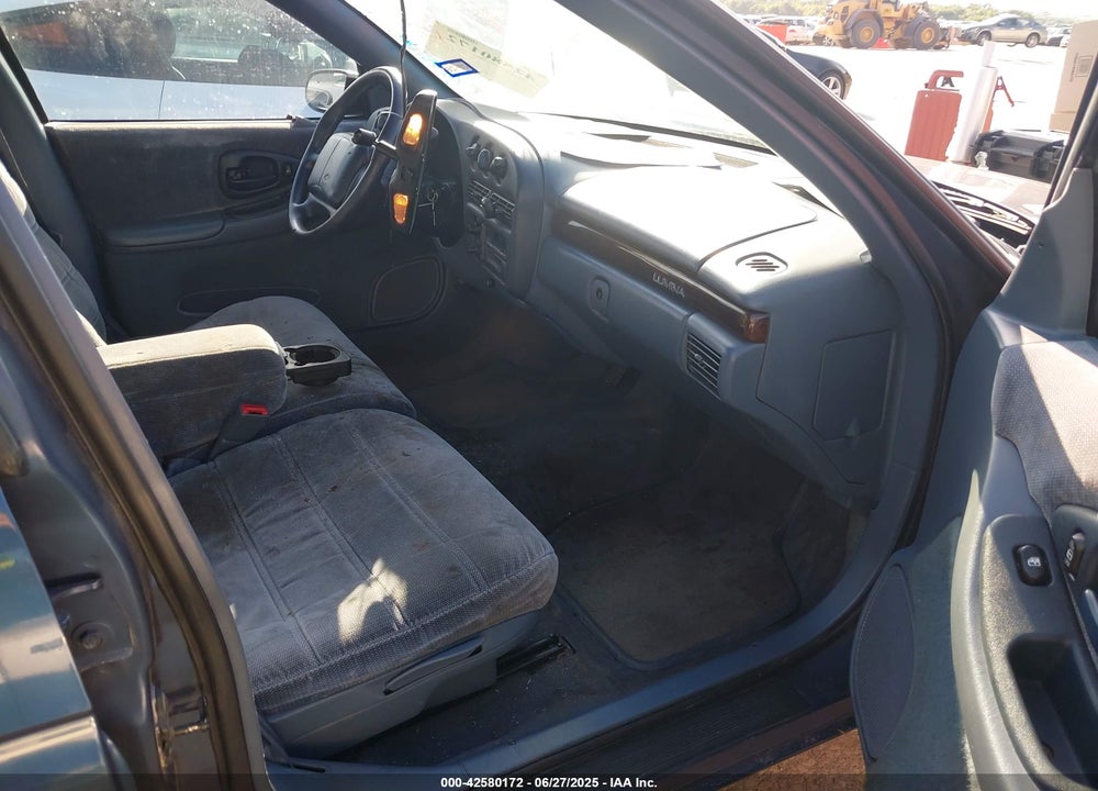 1995 CHEVROLET LUMINA VIN: 2G1WL52MXS9319633