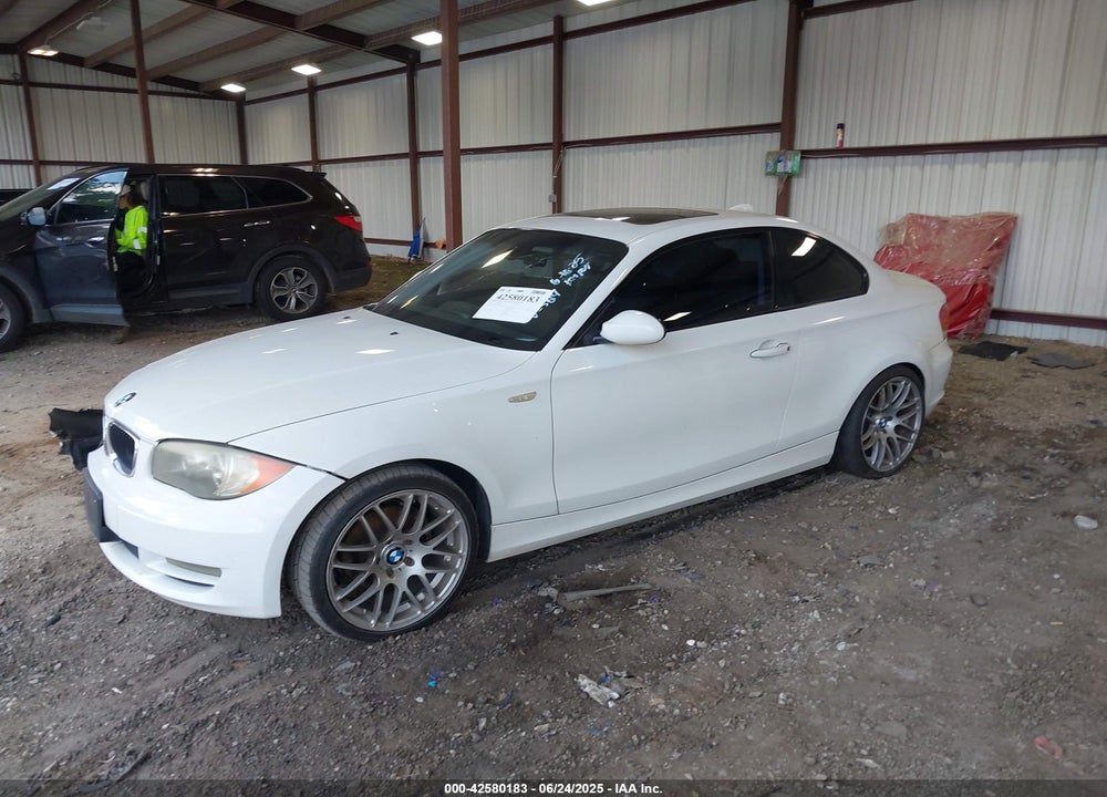 2009 BMW 1 SERIES VIN: WBAUP73599VK75814