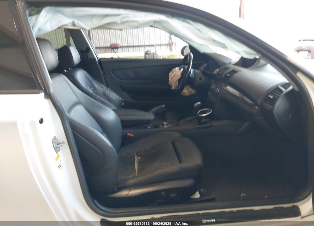 2009 BMW 1 SERIES VIN: WBAUP73599VK75814