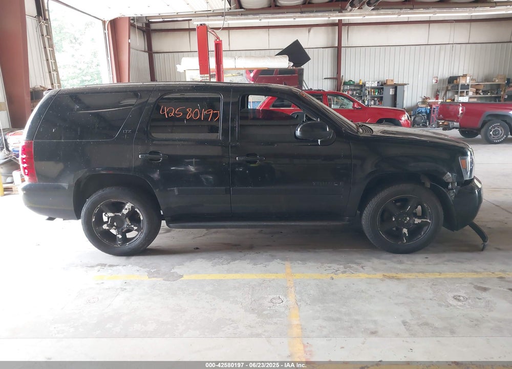 2007 CHEVROLET TAHOE LTZ VIN: 1GNFK13087R105226