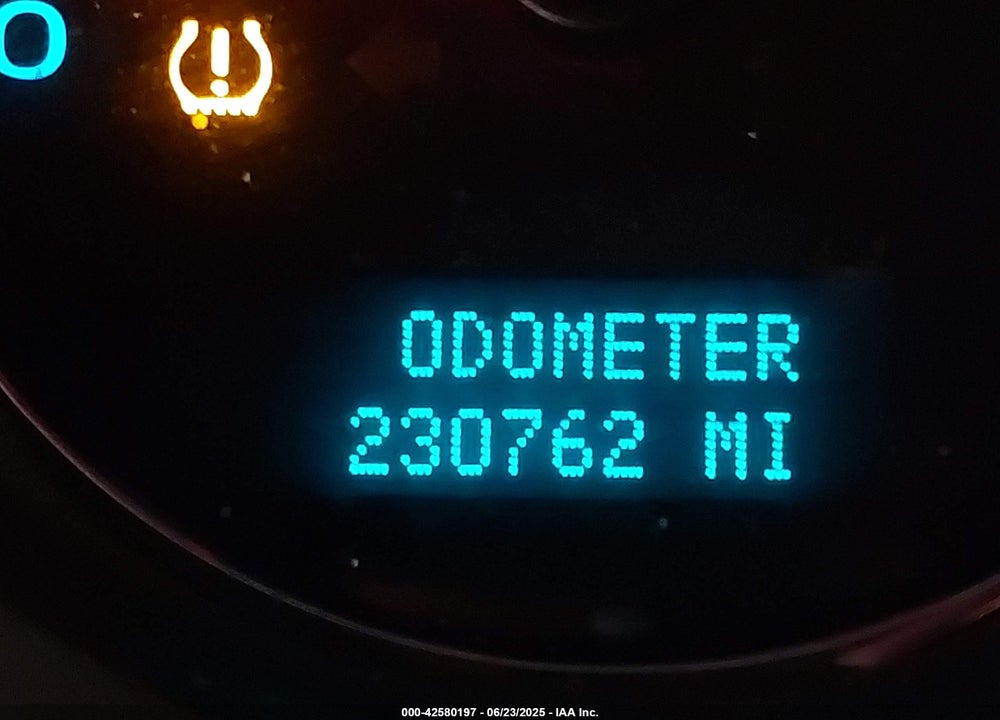 2007 CHEVROLET TAHOE LTZ VIN: 1GNFK13087R105226