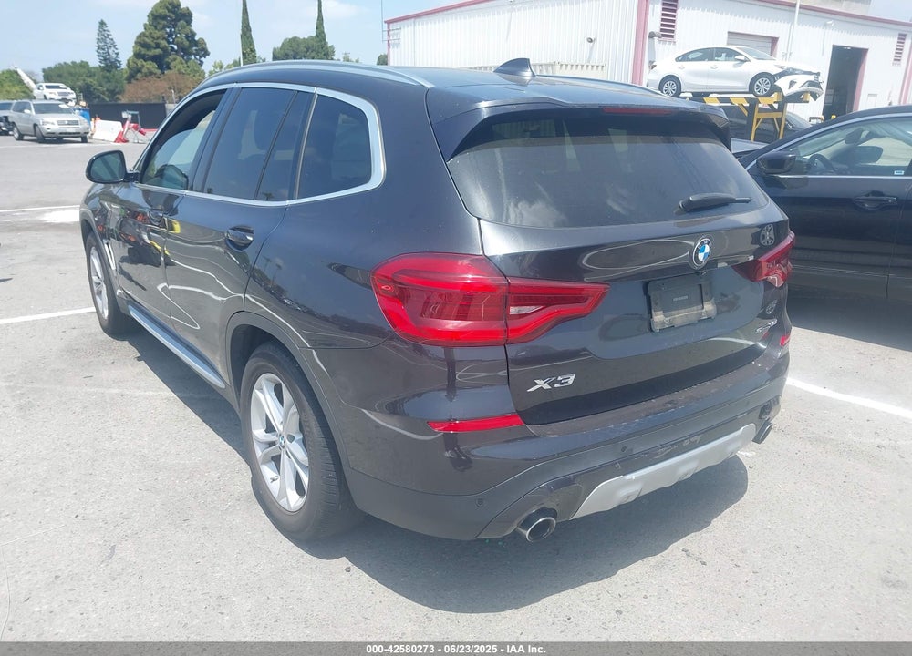 2020 BMW X3 VIN: 5UXTY3C00L9D09052