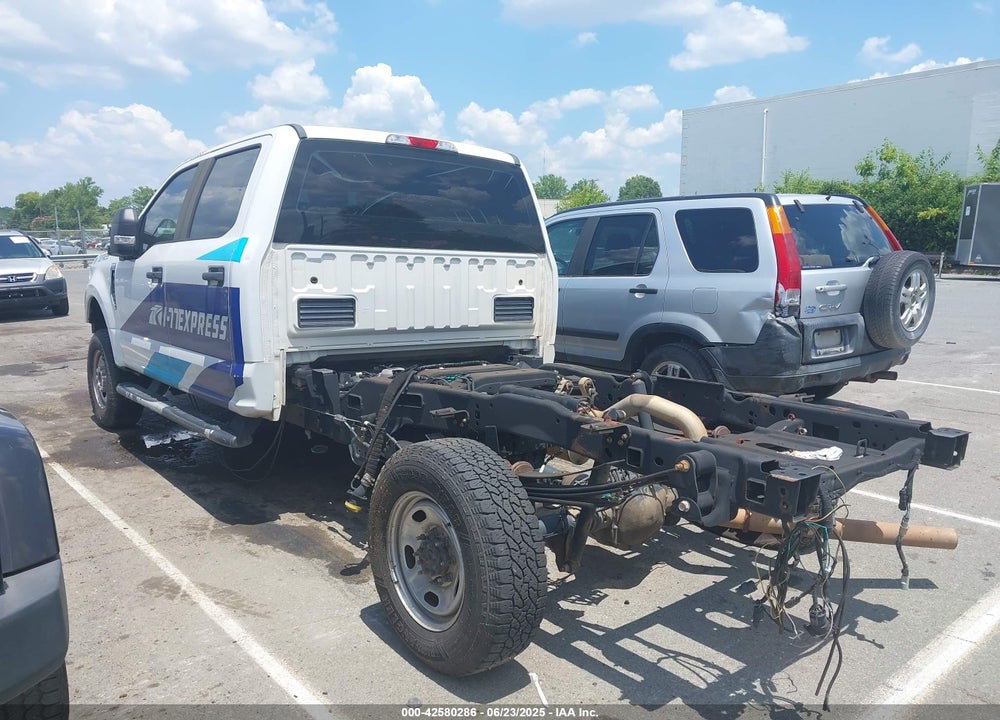 2019 FORD F-350 XL VIN: 1FT8W3B68KEF37774