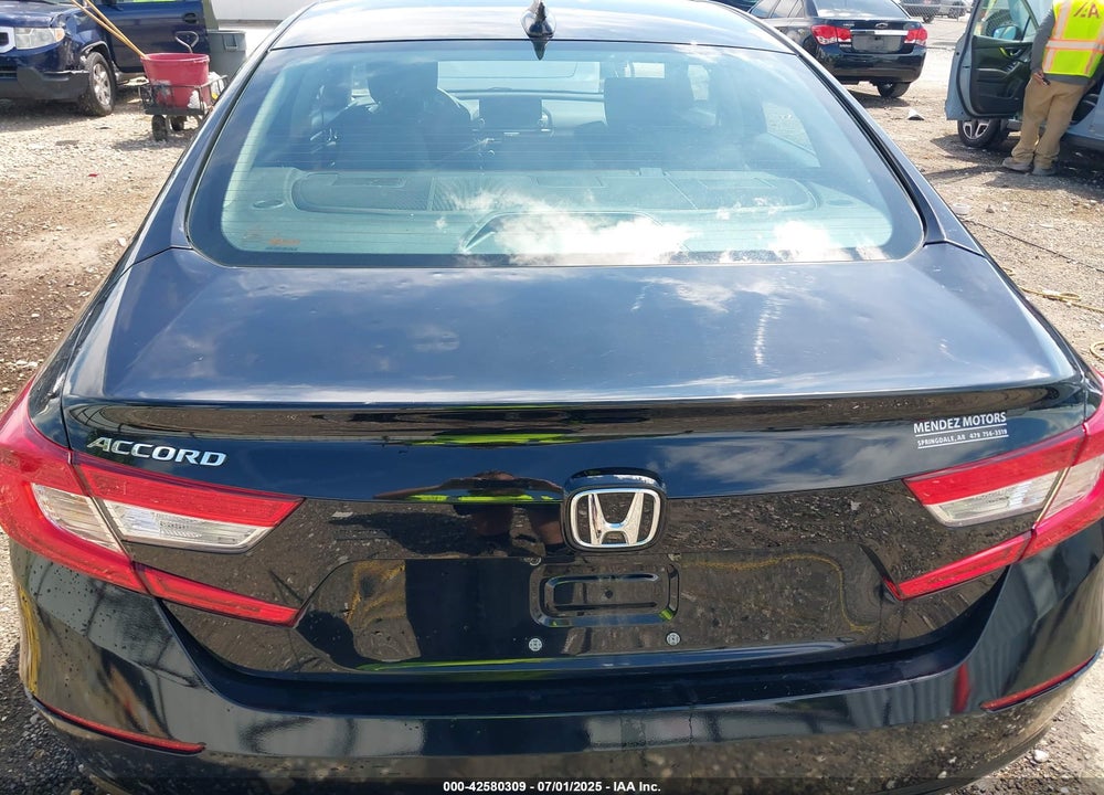 2019 HONDA ACCORD VIN: 1HGCV1F16KA105788