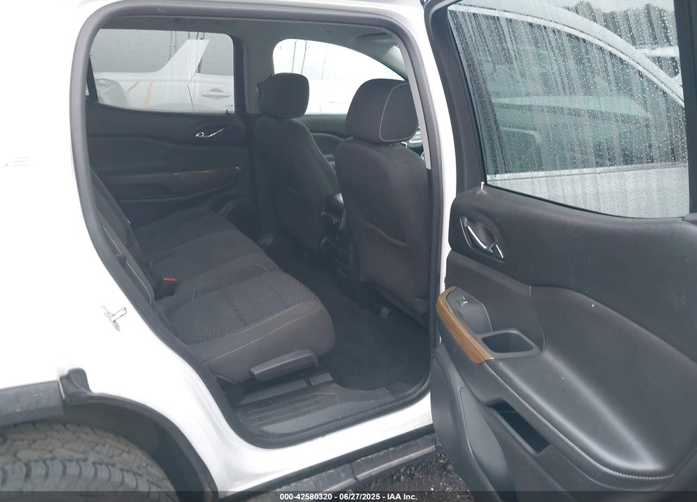 2017 GMC ACADIA VIN: 1GKKNRLA0HZ282042