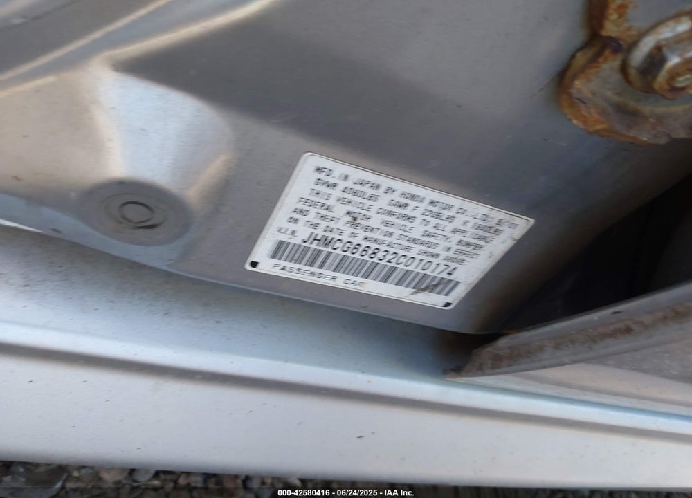 2002 HONDA ACCORD 2.3 EX/2.3 SE VIN: JHMCG66832C010174