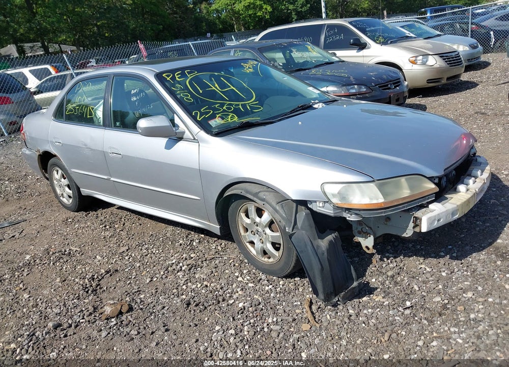 2002 HONDA ACCORD 2.3 EX/2.3 SE VIN: JHMCG66832C010174
