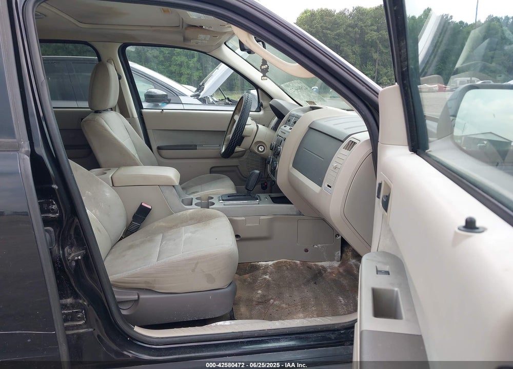2010 FORD ESCAPE VIN: 1FMCU0DG5AKB79954