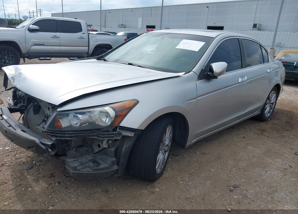2011 HONDA ACCORD VIN: 1HGCP3F89BA010466