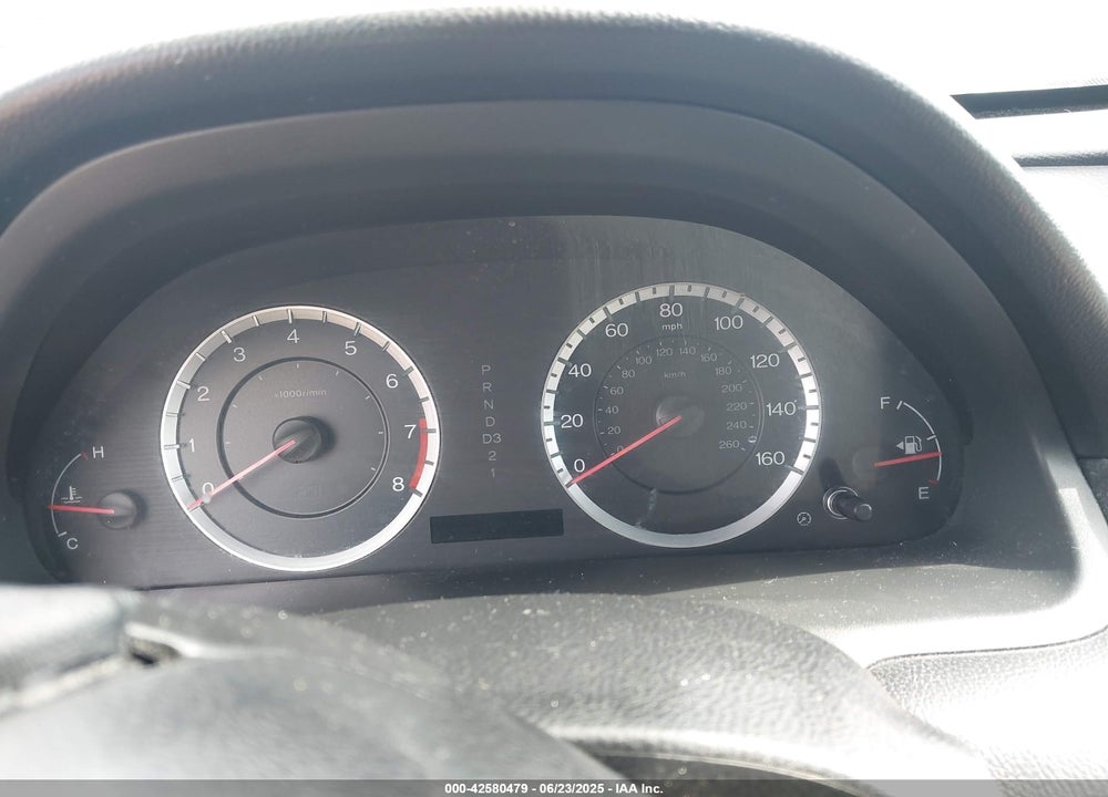 2011 HONDA ACCORD VIN: 1HGCP3F89BA010466