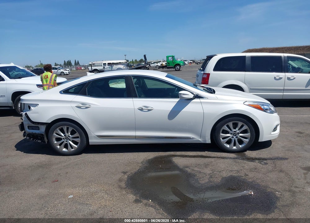 2013 HYUNDAI AZERA VIN: KMHFG4JG5DA267347