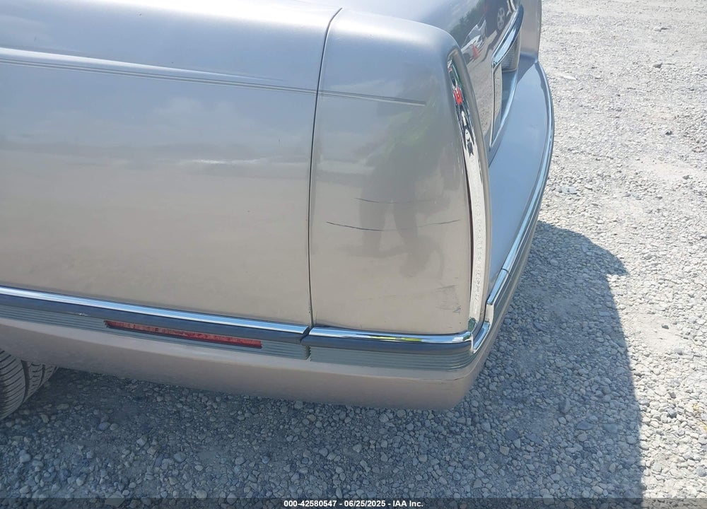 1995 CADILLAC DEVILLE CONCOURS VIN: 1G6KF52Y1SU249669