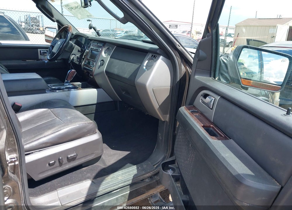 2008 FORD EXPEDITION EL LIMITED VIN: 1FMFK19558LA80880