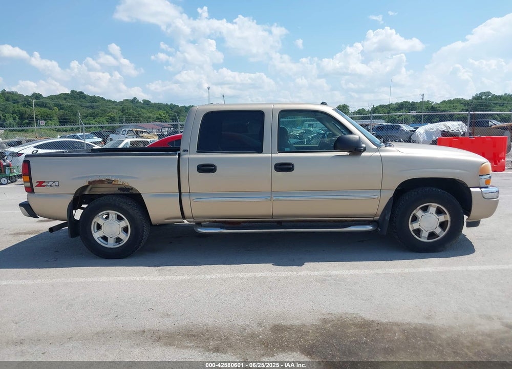 2005 GMC SIERRA 1500 SLE VIN: 2GTEK13T851136111