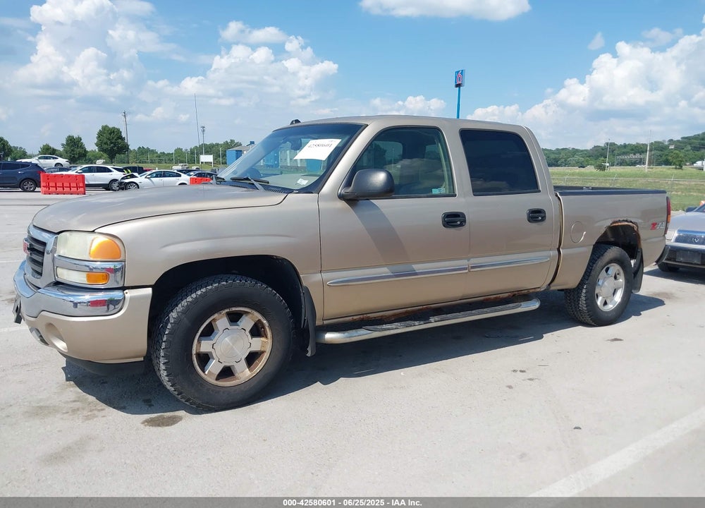 2005 GMC SIERRA 1500 SLE VIN: 2GTEK13T851136111