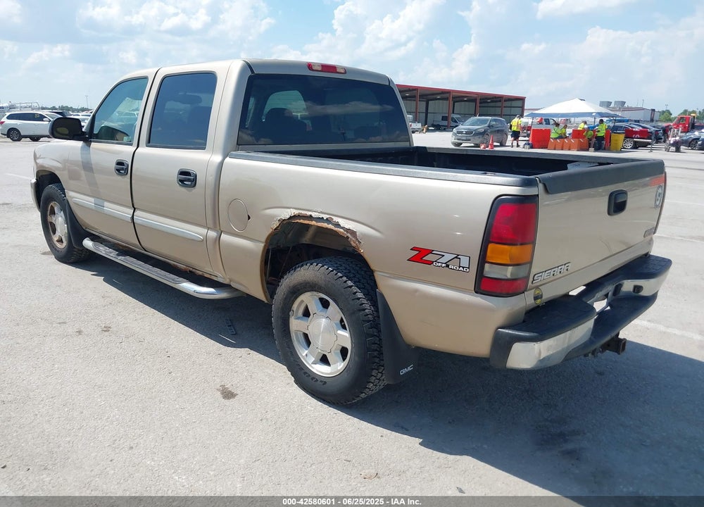 2005 GMC SIERRA 1500 SLE VIN: 2GTEK13T851136111