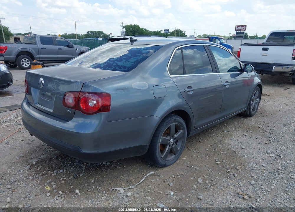 2008 VOLKSWAGEN JETTA SE/SEL VIN: 3VWRZ81K88M029506