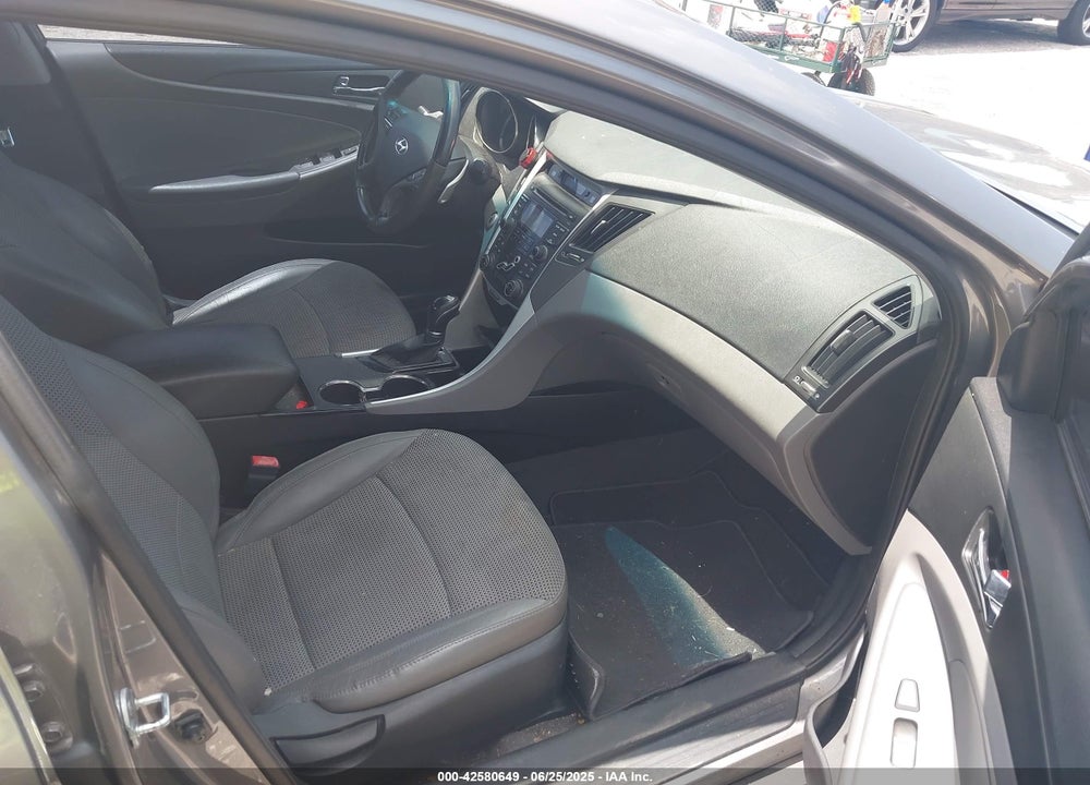 2012 HYUNDAI SONATA VIN: 5NPEC4AB9CH394853