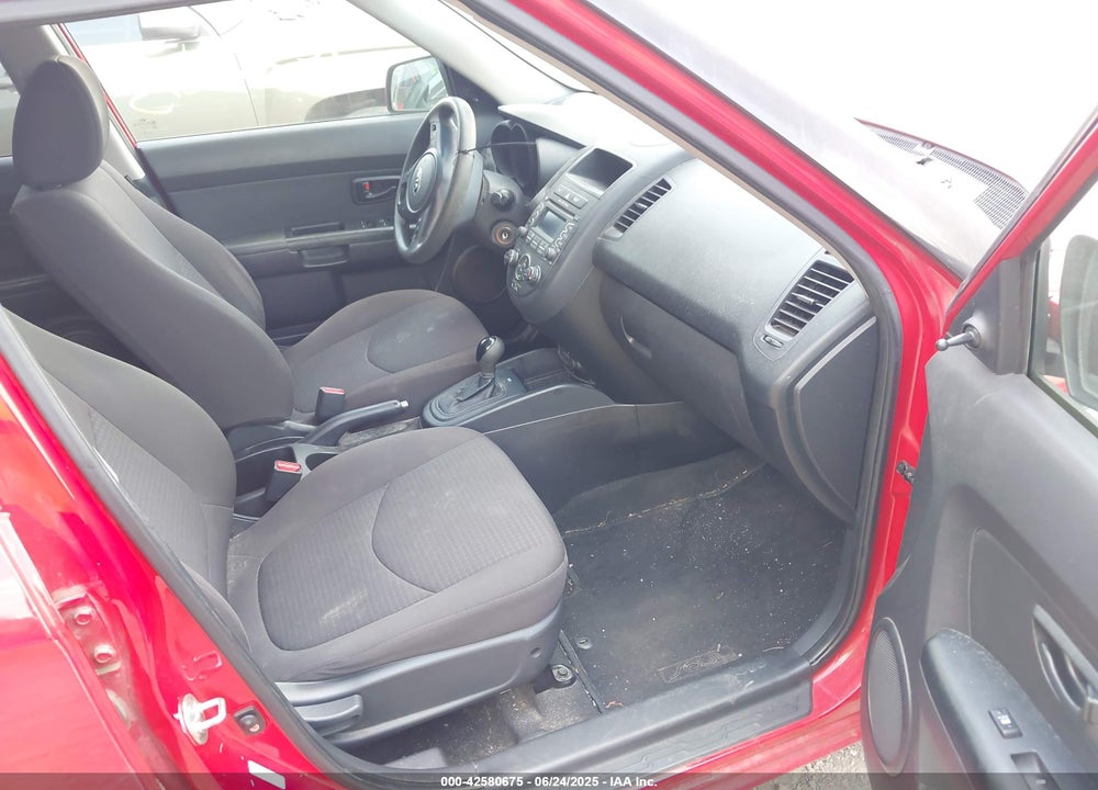 2013 KIA SOUL VIN: KNDJT2A52D7570807