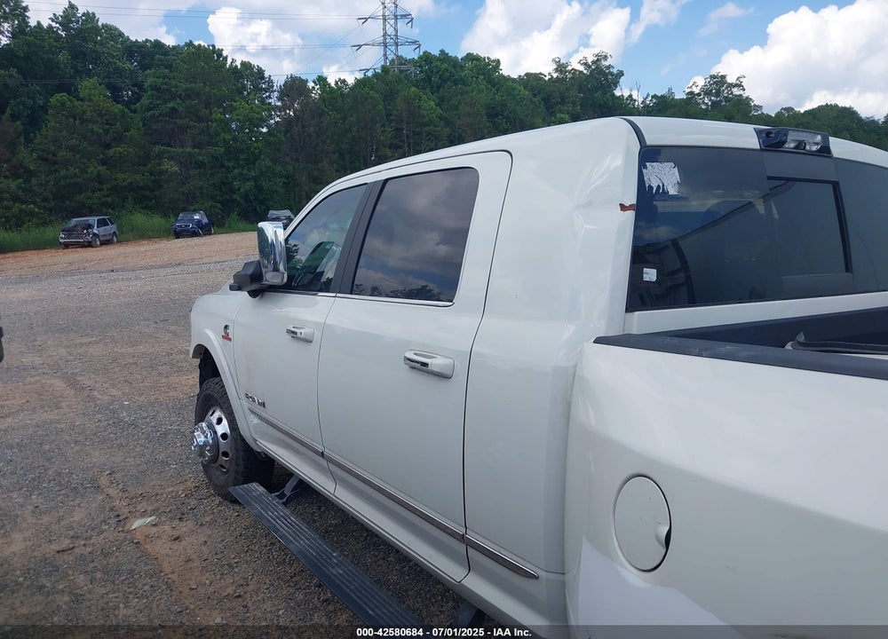 2021 RAM 3500 LIMITED  4X4 6'4 BOX VIN: 3C63RRPL2MG577371