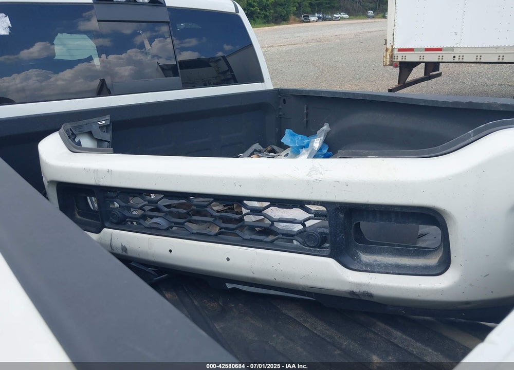 2021 RAM 3500 LIMITED  4X4 6'4 BOX VIN: 3C63RRPL2MG577371