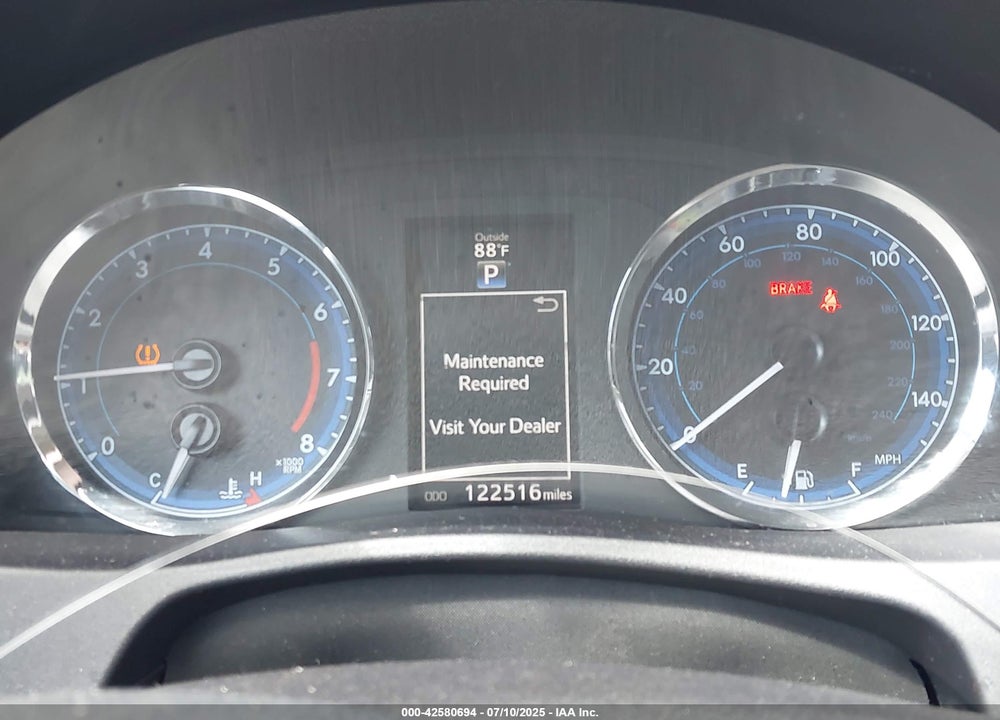 2017 TOYOTA COROLLA VIN: 2T1BURHE7HC812110