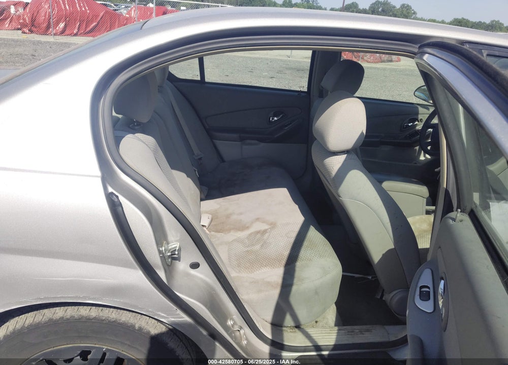 2008 CHEVROLET MALIBU CLASSIC LS VIN: 1G1ZS58F18F113304