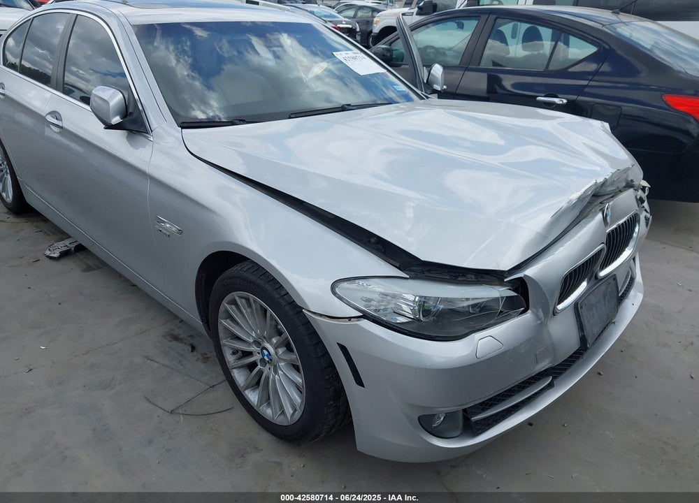 2011 BMW 5 SERIES VIN: WBAFU7C56BC871160