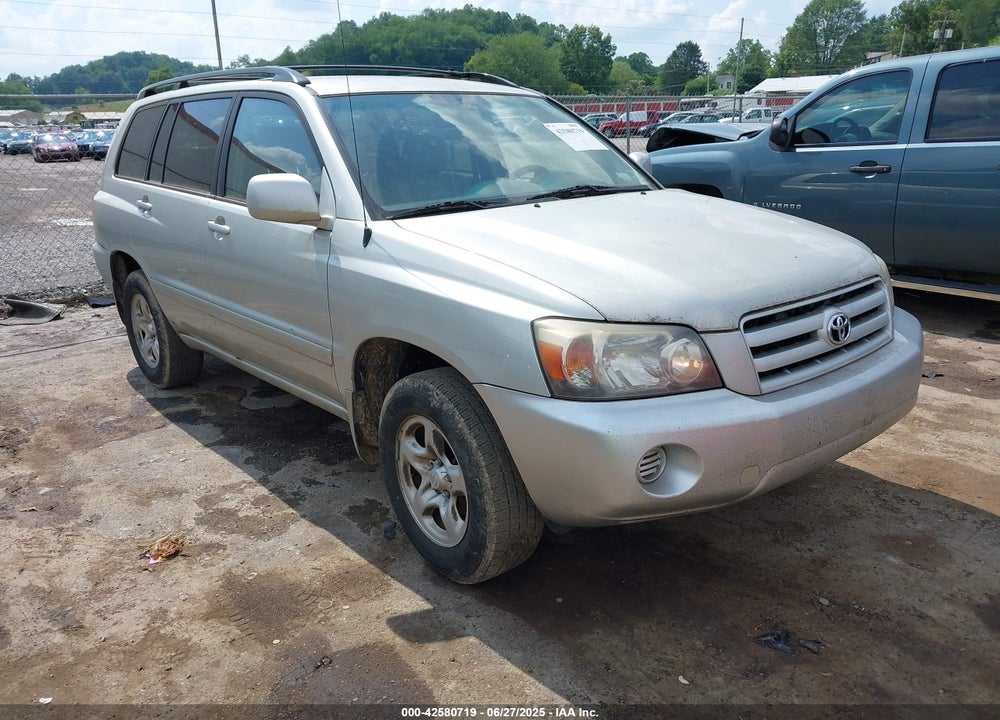 2004 TOYOTA HIGHLANDER VIN: JTEHD21A740026882
